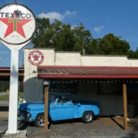 diesel_station_blue_truck